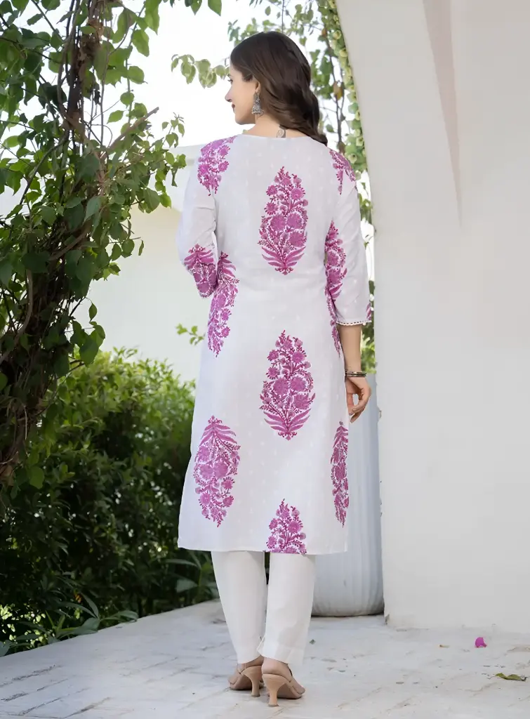 2-Picsart-AiImageEnhancer (29).webp